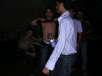 Emi-Manu-Sandro degree party - 02/04/004 - Clicca per ingrandire