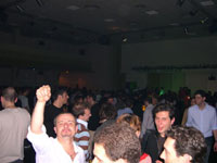 Emi-Manu-Sandro degree party - 02/04/004 - Clicca per ingrandire