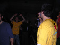 Emi-Manu-Sandro degree party - 02/04/004 - Clicca per ingrandire