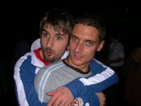 Trips e Cisko - Emi-Manu-Sandro degree party - 02/04/004 - Clicca per ingrandire