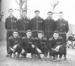La squadra campione 1958. Da sinistra: Forghieri, Braglia, Gasparini, Crovetti, Buffagni, Rigoni, Vaccari, Bonacini, Governatori. Clicca per ingrandire